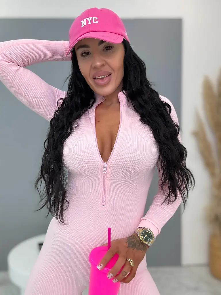 Tvarujúci vrúbkovaný overal ALICENT