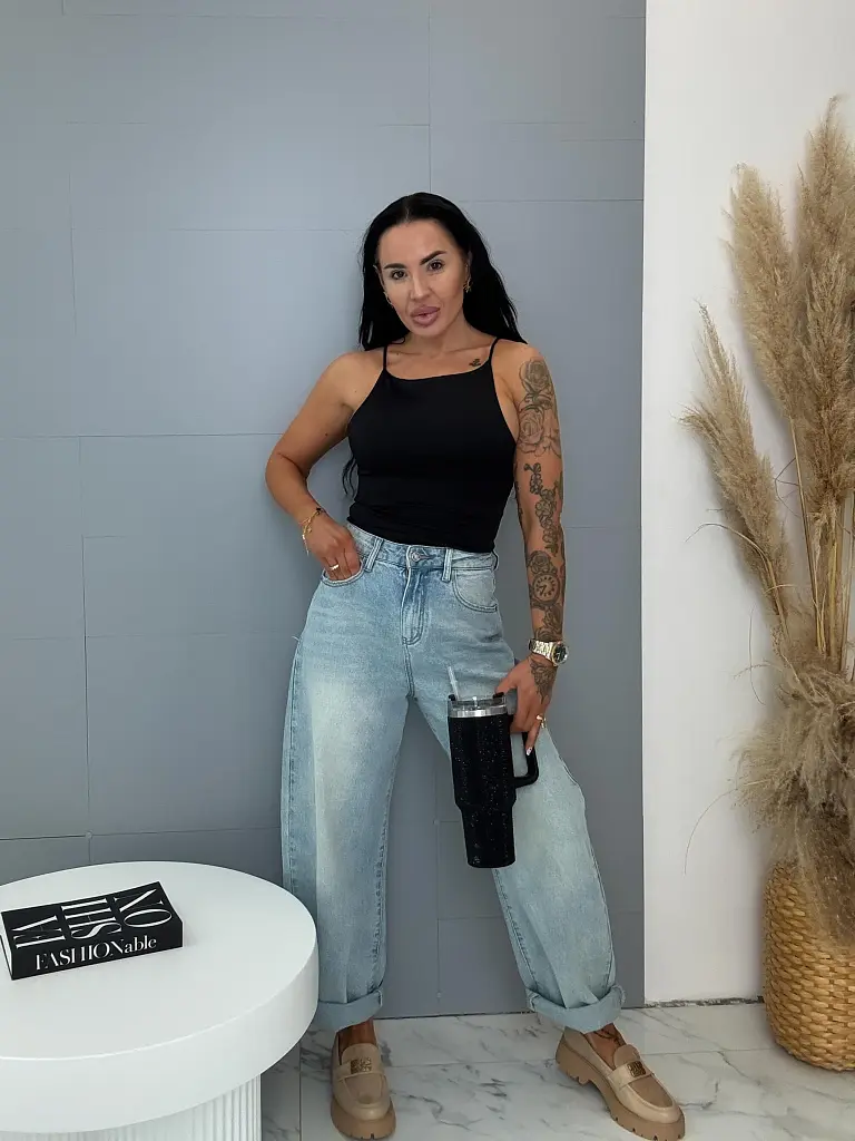 Basic top ELLA - next