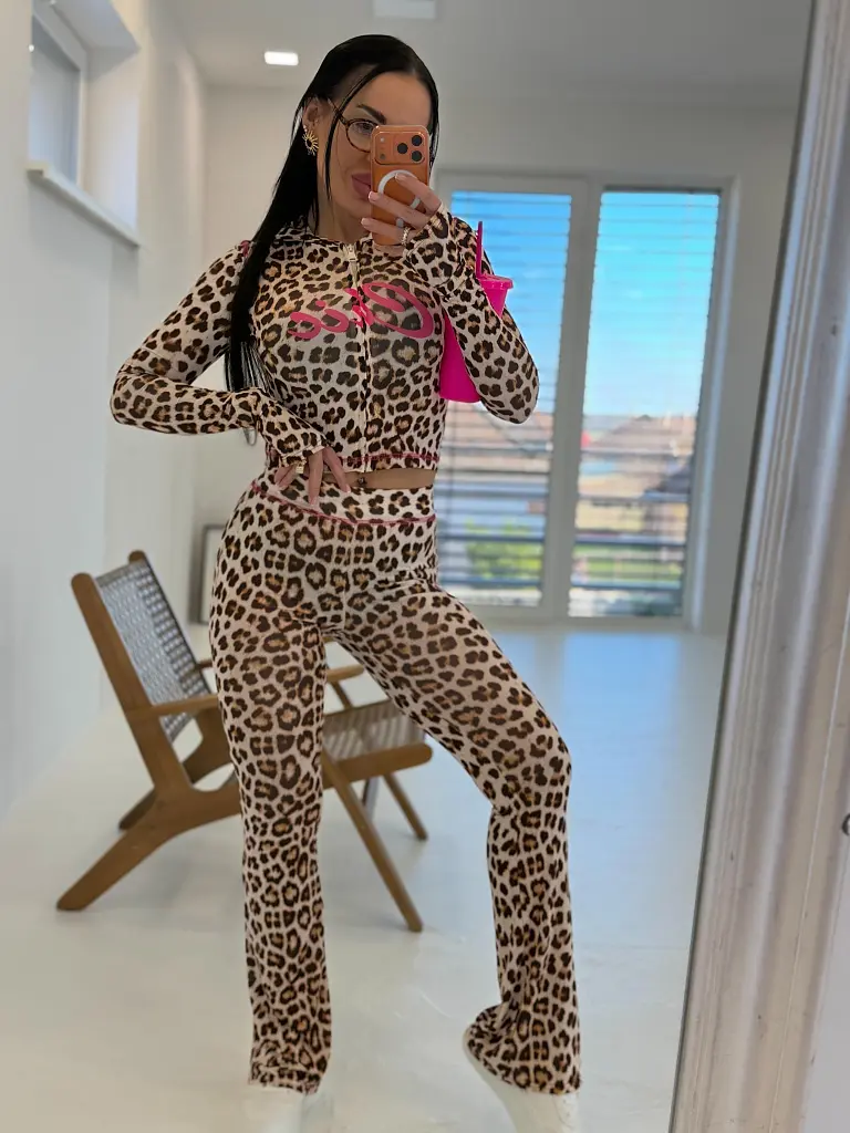 Dvojdielny leopardí komplet s kapucňou CHIC LADY