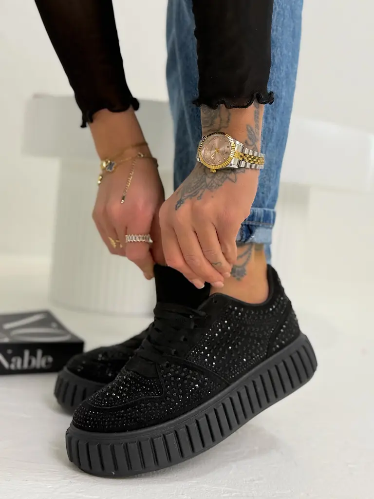 Platformové tenisky zdobené kamienkami BREDA - next