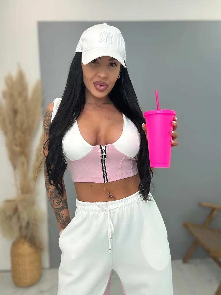 Športový komplet s vystuženým crop topom NORA - next