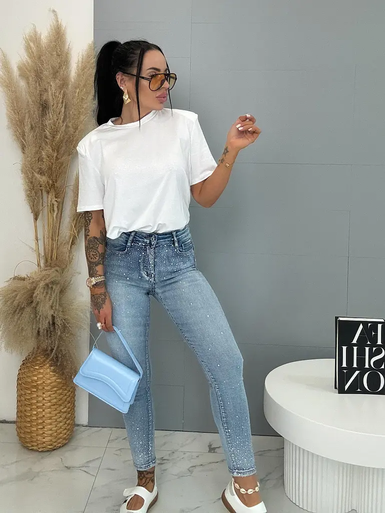 Extra elastické push-up prémium džínsy s vysokým pásom a kamienkami