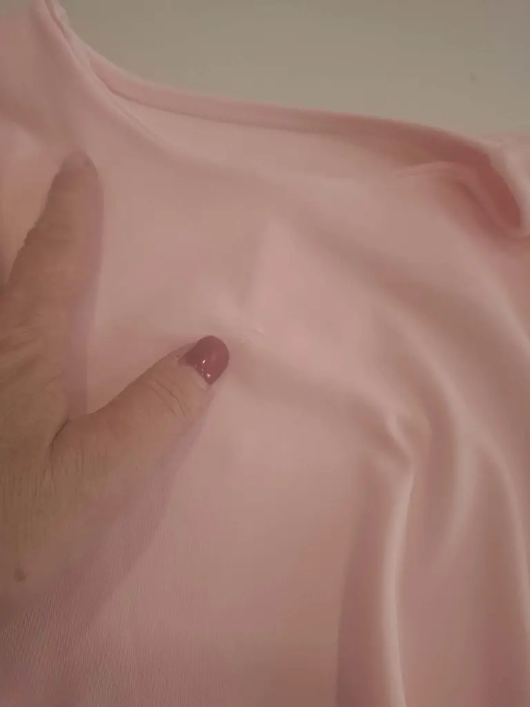 Asymetrický top s vystuženými volánmi FUTURA - next