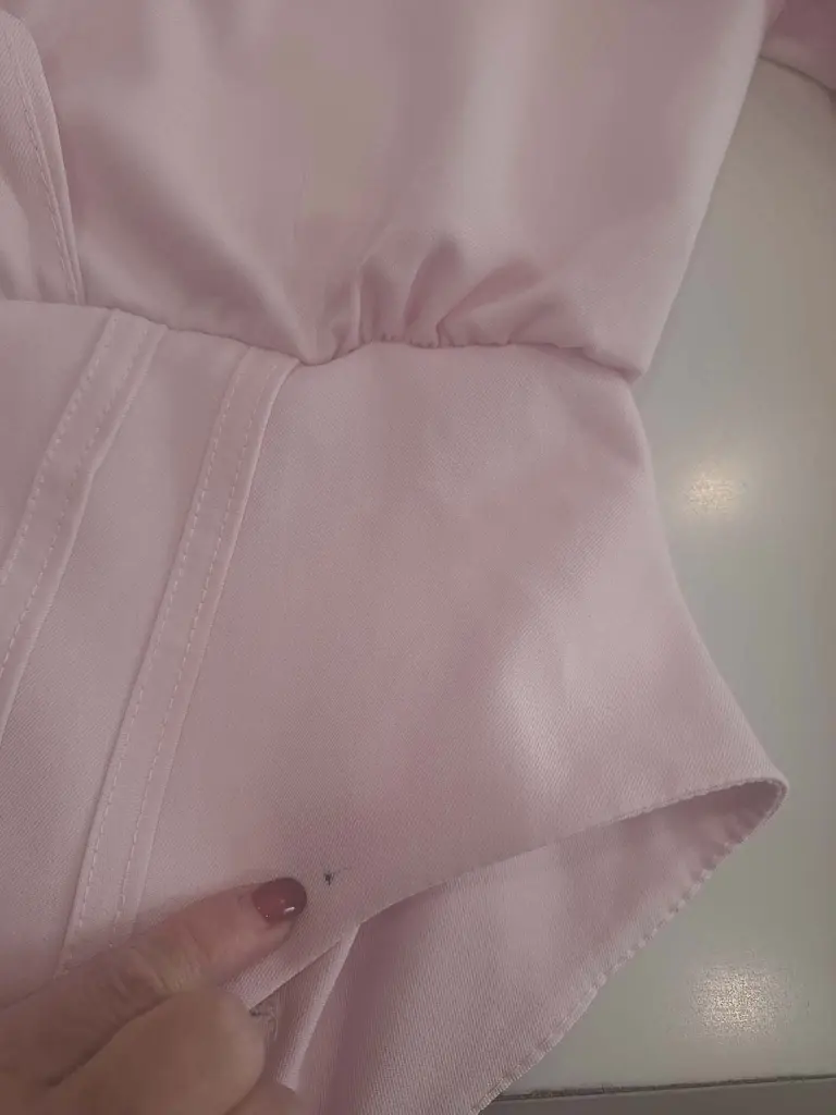 Blazerový top s vypchávkami na ramenách VANERA - next