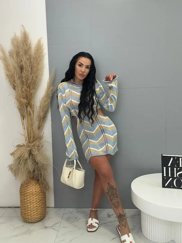 Pletené šaty so zlatou niťou ROYAL - next