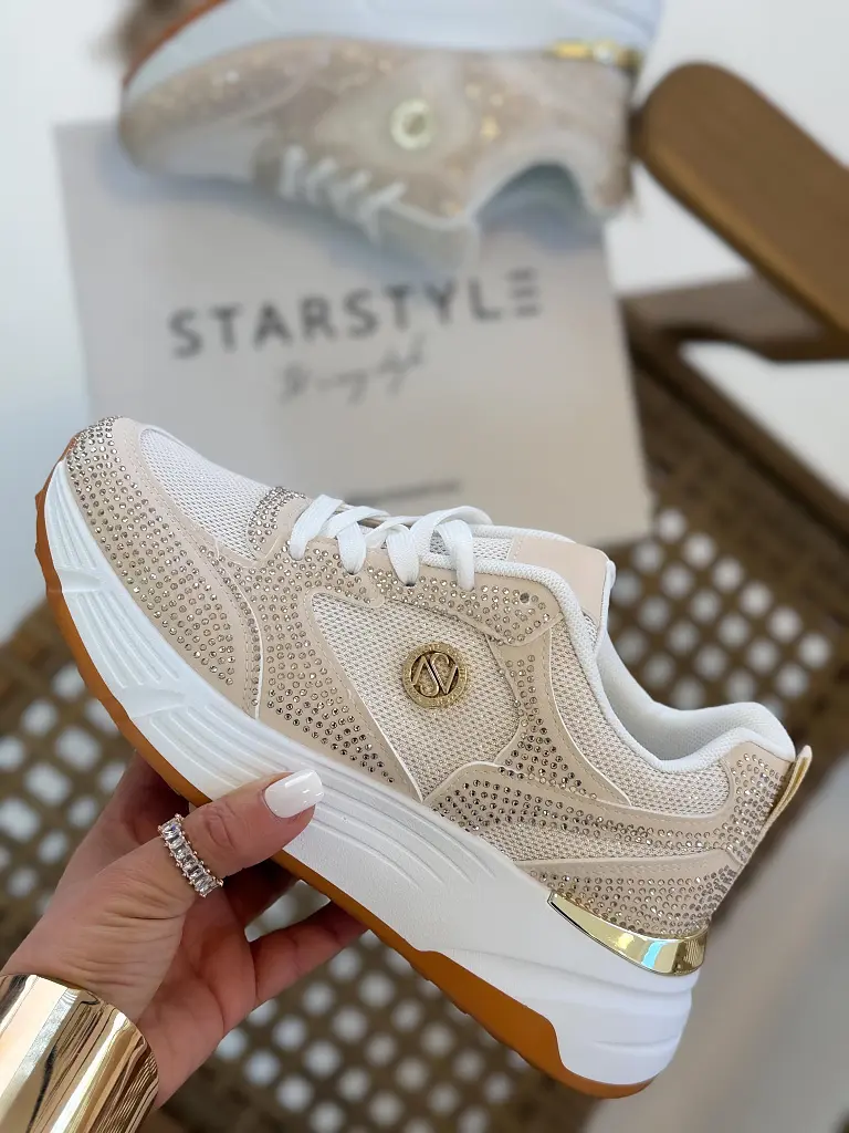 Platformové tenisky zdobené kamienkami CATIA