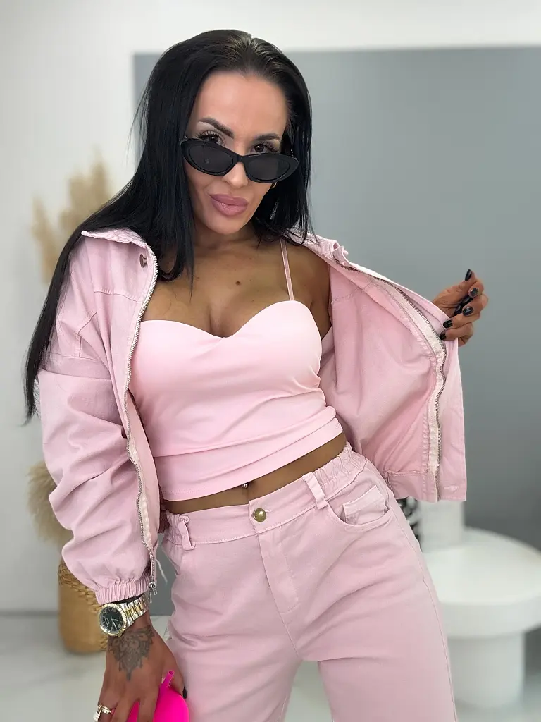 Dámsky crop top s vystuženými košíkmi STRAP