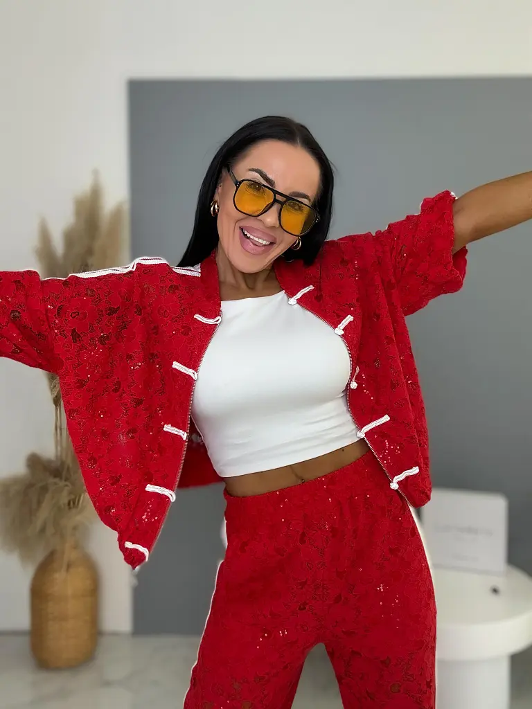 Čipkovaná športovo elegantná bunda s flitrami CHINY - next