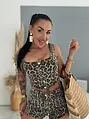 Crop top s leopardím vzorom s funkčným zapínaním na traky SOFT