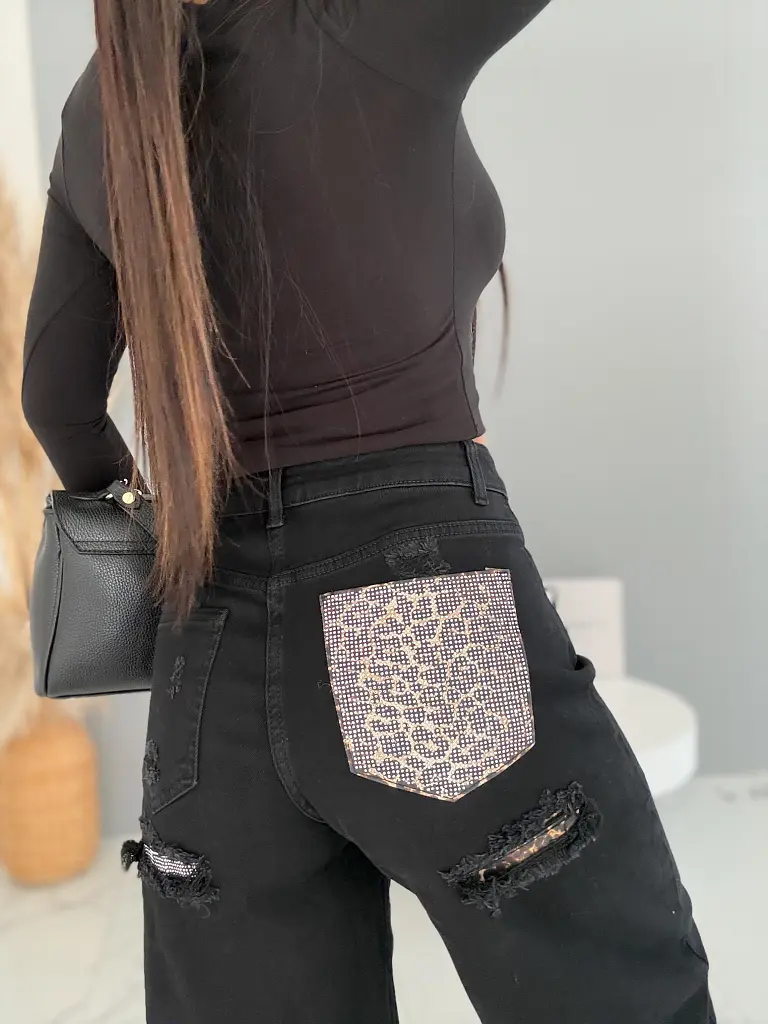 Balónové rifle s leopardími a kamienkovými detailmi VIXA