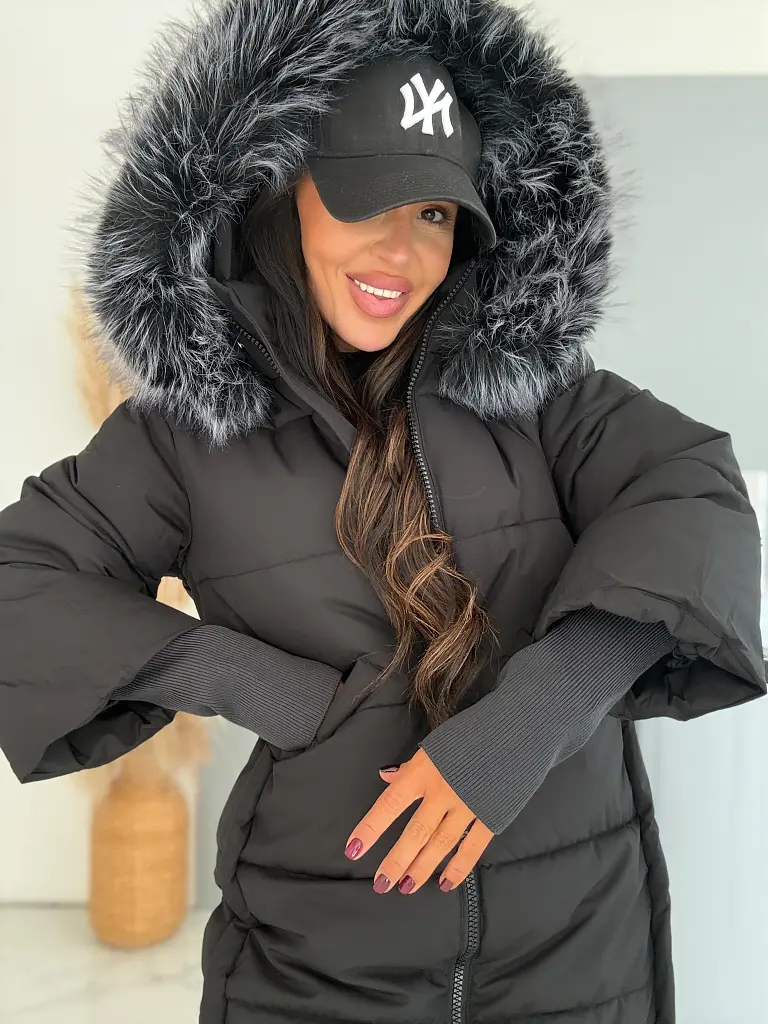 Dlhý zimný kabát s odnímateľnou kapucňou WINTER